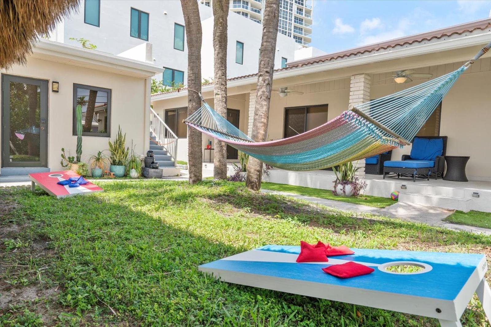 Walnut By The Sea Apartment Hollywood Exterior photo