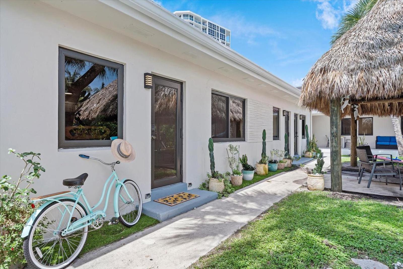 Walnut By The Sea Apartment Hollywood Exterior photo